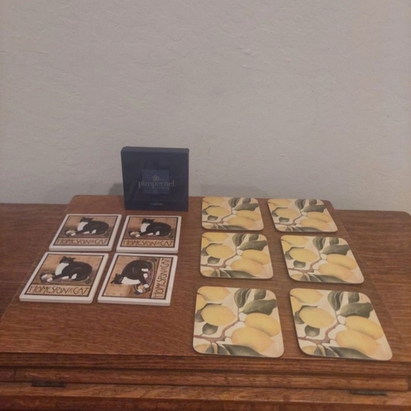 Two sets of pimpernel Coasters - Picture 1 of 4